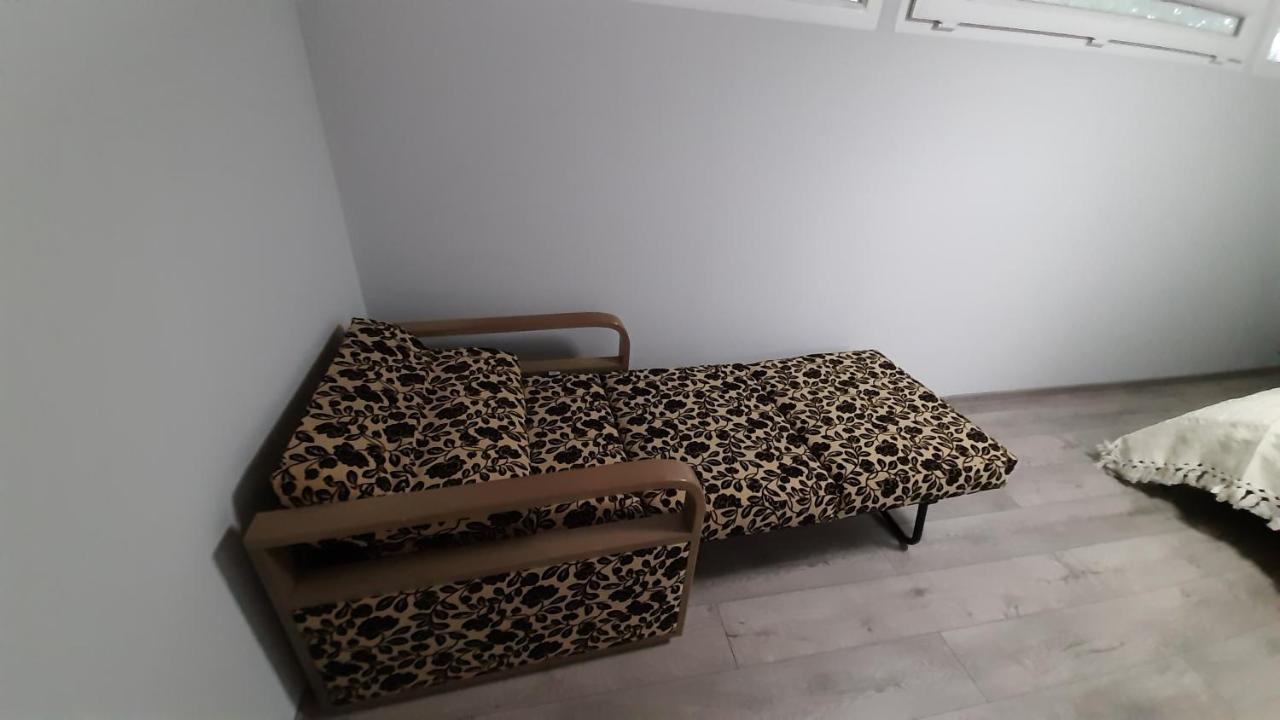 Victoria Guesthouse クタイシ エクステリア 写真