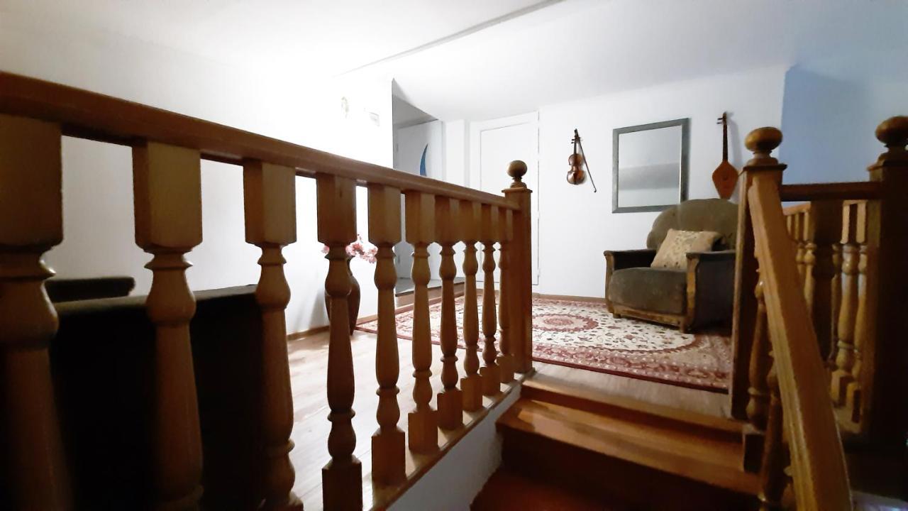 Victoria Guesthouse クタイシ エクステリア 写真
