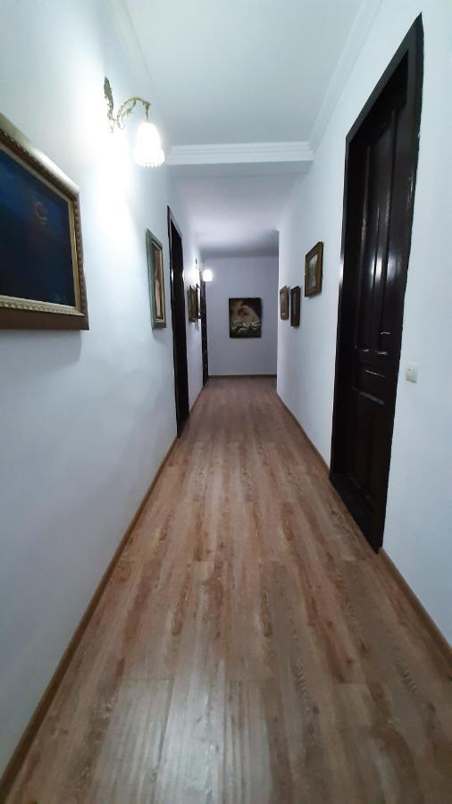 Victoria Guesthouse クタイシ エクステリア 写真